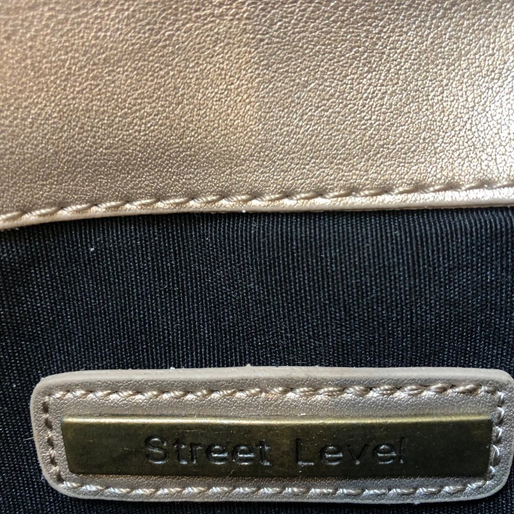 ๐๏ธโจ 3 for $20 Closet Sale โจ๐๏ธ Envelope purse NWOT - Picture 4 of 7